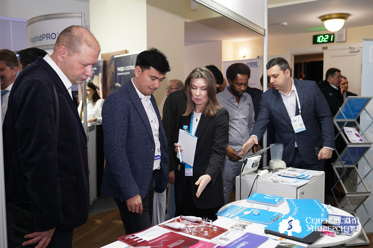 Ректор БГМУ, академик РАН Валентин Павлов принимает участие в первом форуме Евразийской ассоциации урологов «Инновации и доказательная урология»